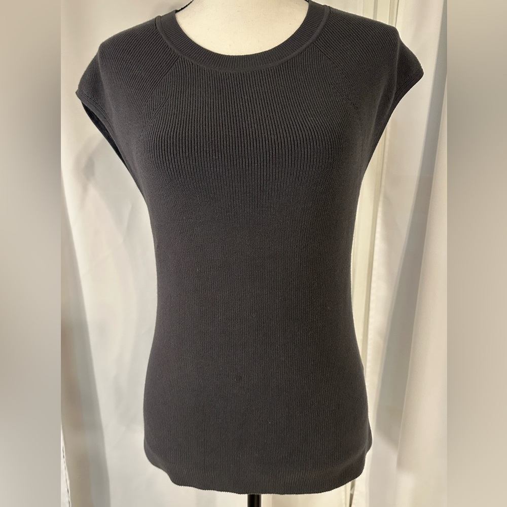 Banana Republic Sleeveless Sweater